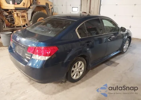 2011 Subaru Legacy 2.5I Premium из США, поврежденный, VIN 4S3BMBC69B3221901